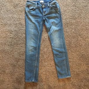 Hudson Collin Skinny 25 with an approx 26” inseam